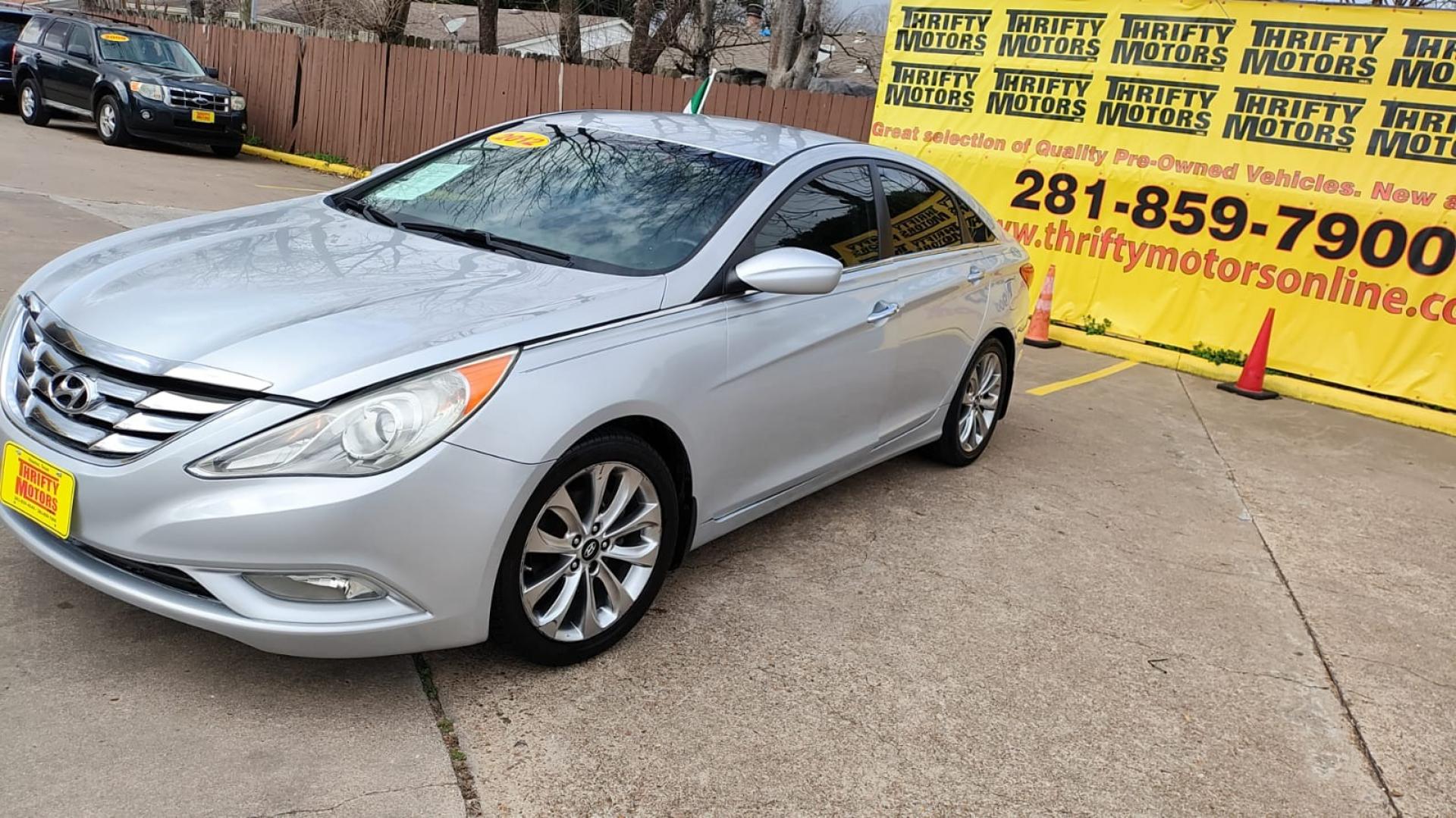 2012 Hyundai Sonata Limited Auto (5NPEC4AC9CH) with an 2.4L L4 DOHC 16V engine, 6-Speed Automatic transmission, located at 16710 Clay Rd., Houston, TX, 77084, (281) 859-7900, 29.834864, -95.656166 - Photo#1